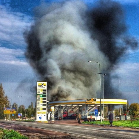 Зображення до:  Взрыв на заправке в Киевской области. Есть погибшие