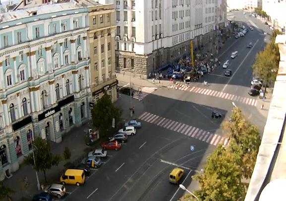 Зображення до:  «Женское движение Харькова» митингует в поддержку Кернеса