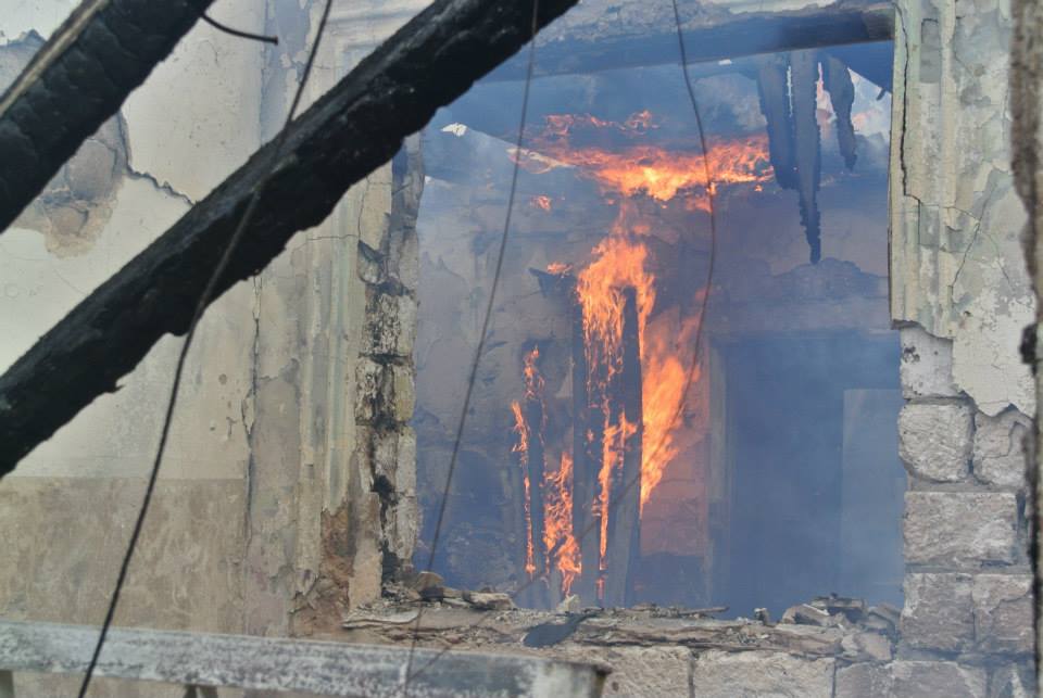 Зображення до:  Обстрел Попасной: снаряды попали в жилые дома