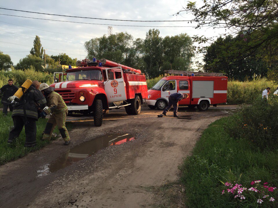 Зображення до:  В Харькове четверо людей погибли в канализационном коллекторе