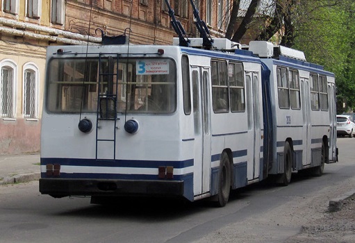 Зображення до:  В Харькове стреляли в троллейбус — горсовет