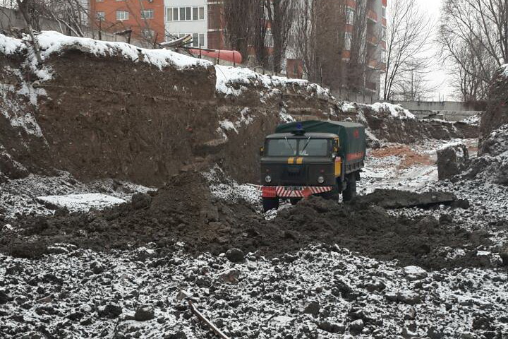 Зображення до:  В Харькове экскаваторщик нашёл мину времён Второй мировой