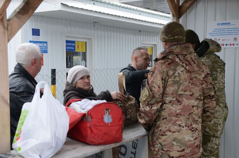 Зображення до:  Агентство ООН по делам беженцев поможет переоборудовать КПВВ в зоне АТО