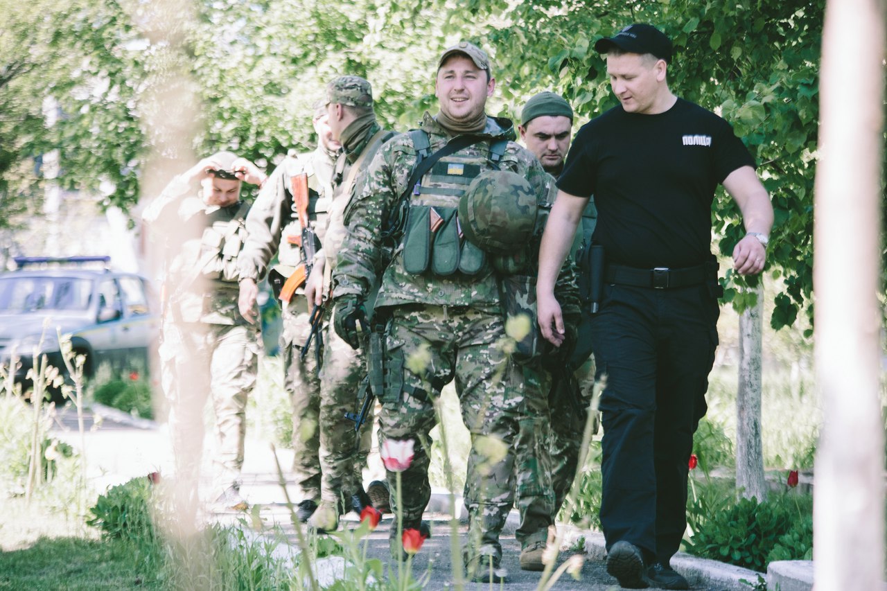 Зображення до:  Двум подозреваемым в хулиганстве в Ольшанах изменили меру пресечения