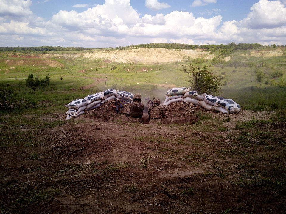 Зображення до:  Двое украинских военных погибли в АТО с начала суток