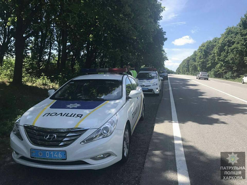 Зображення до:  Под Харьковом патрульные отказались от взятки в 200 гривен