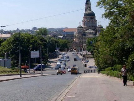 Зображення до:  В Харькове частично перекроют центр из-за крестного хода