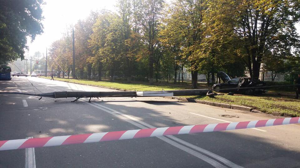 Зображення до:  Один человек погиб, один пострадал в ДТП в Харькове