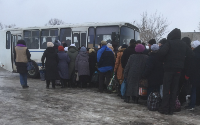 Зображення до:  КПВВ недостаточно готовы к зиме — «Право на захист»