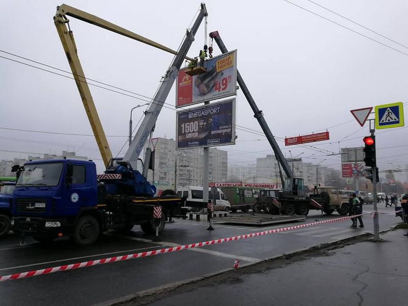 Зображення до:  На Салтовке — серьёзная авария на водопроводе