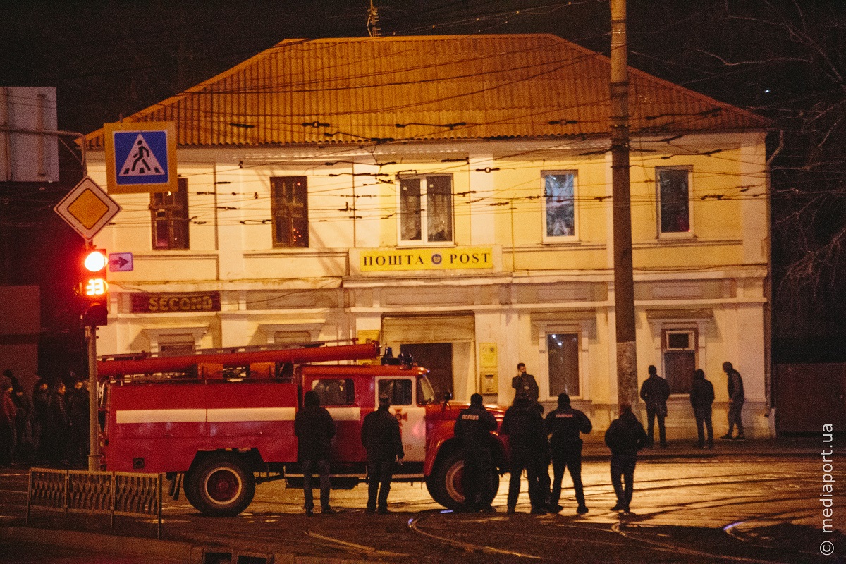 Зображення до:  Мера пресечения захватчику заложников в Харькове: текстовая трансляция