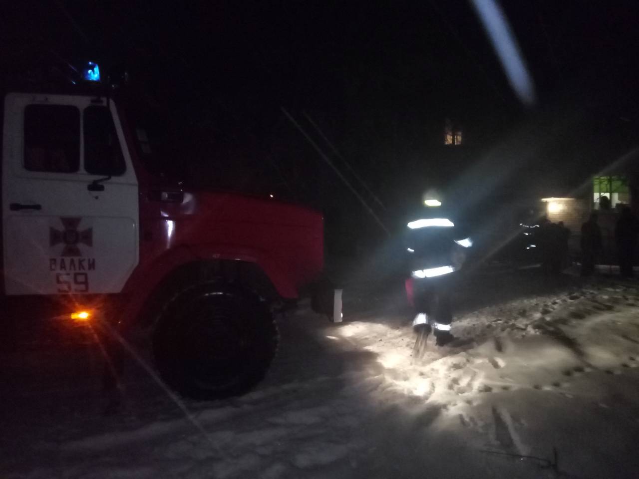 Зображення до:  При пожаре под Харьковом погибло двое людей, трое пострадали