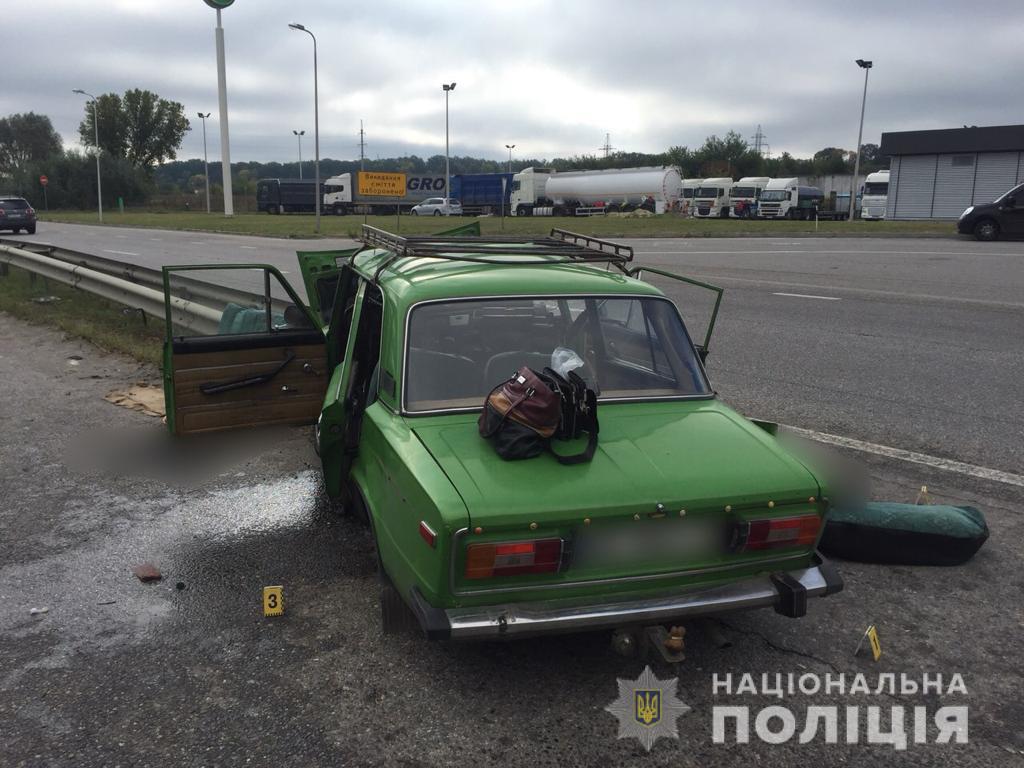 Зображення до:  В ДТП под Харьковом погибли двое людей