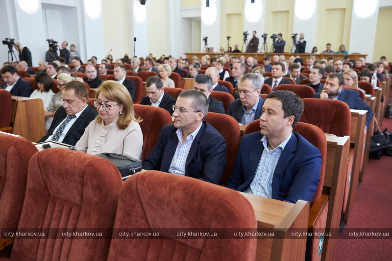 Зображення до:  Харьковский горсовет просит парламент обеспечить избирательные права переселенцев