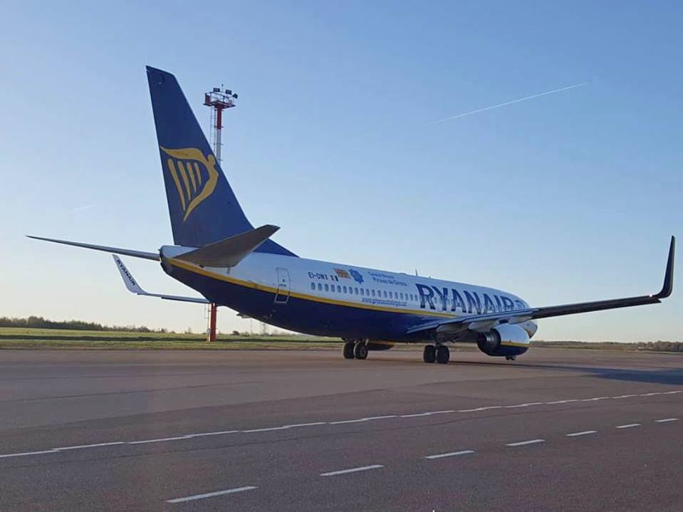 Зображення до:  Ryanair восени запустить рейси Харків-Познань