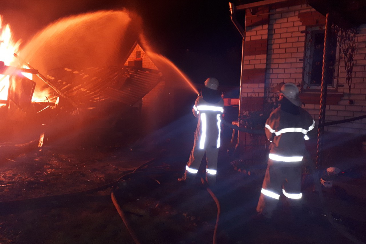 Зображення до:  Вибух пального в Золочеві: чоловік отримав тяжкі опіки