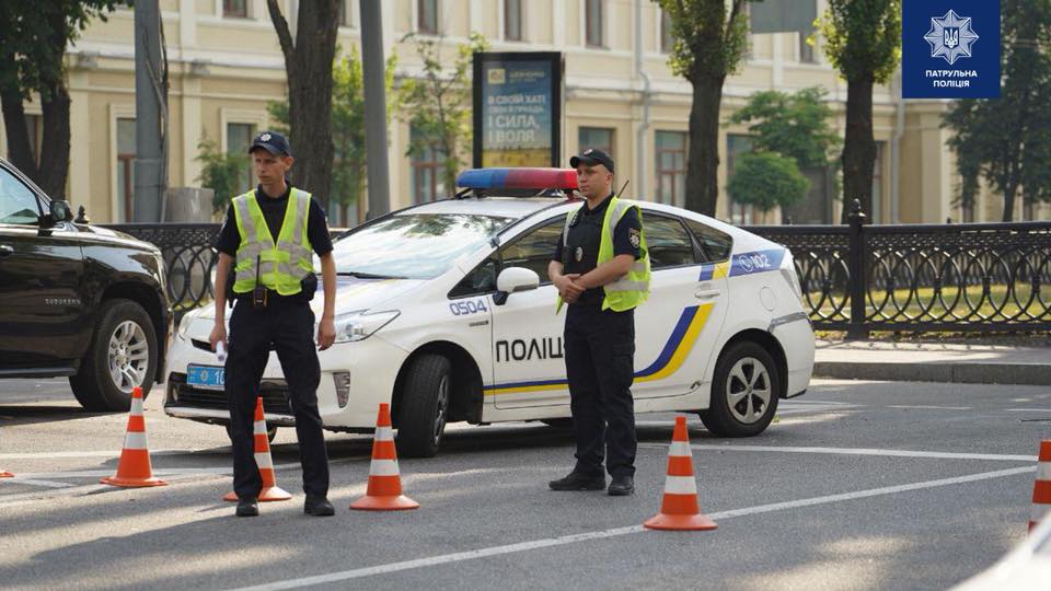 Зображення до:  МВС пропонує посилити відповідальність за хибні повідомлення про замінування