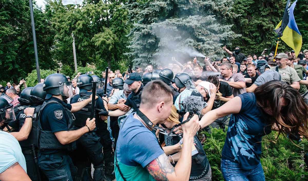 Зображення до:  Сутички у Харкові: як підіграли Кернесу