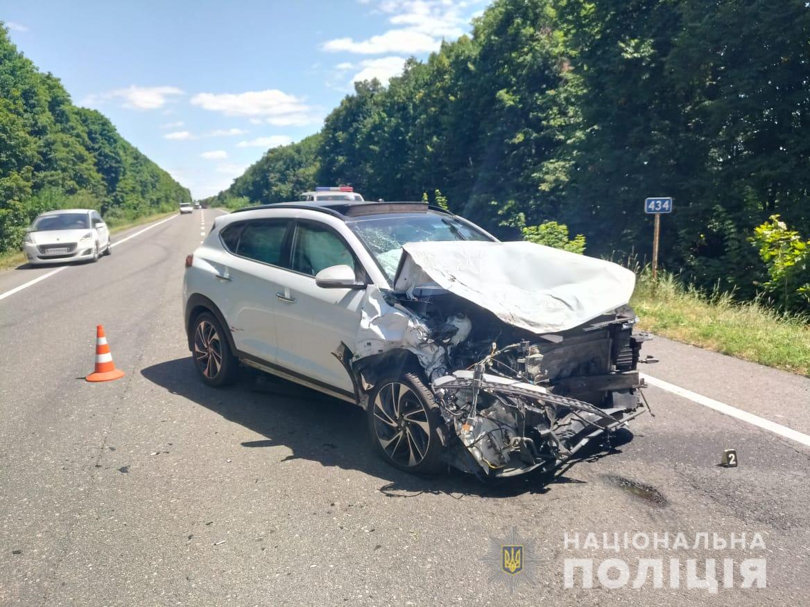 Зображення до:  В аварії з мікроавтобусом на Харківщині загинула людина, восьмеро травмовані