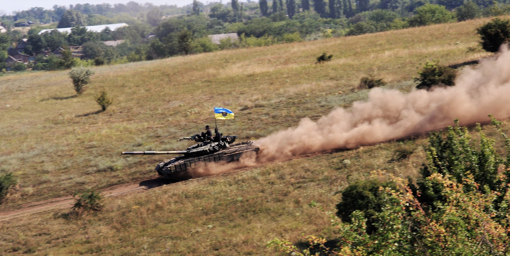 Зображення до:  Доба на сході: двоє військових загинули, троє травмовані