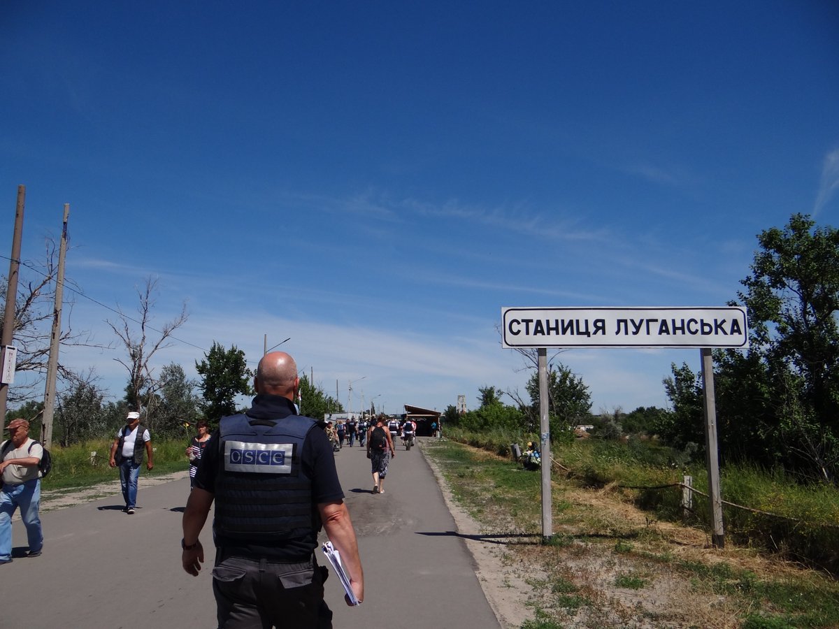 Зображення до:  В районі Станиці Луганської завершили процес розведення сил