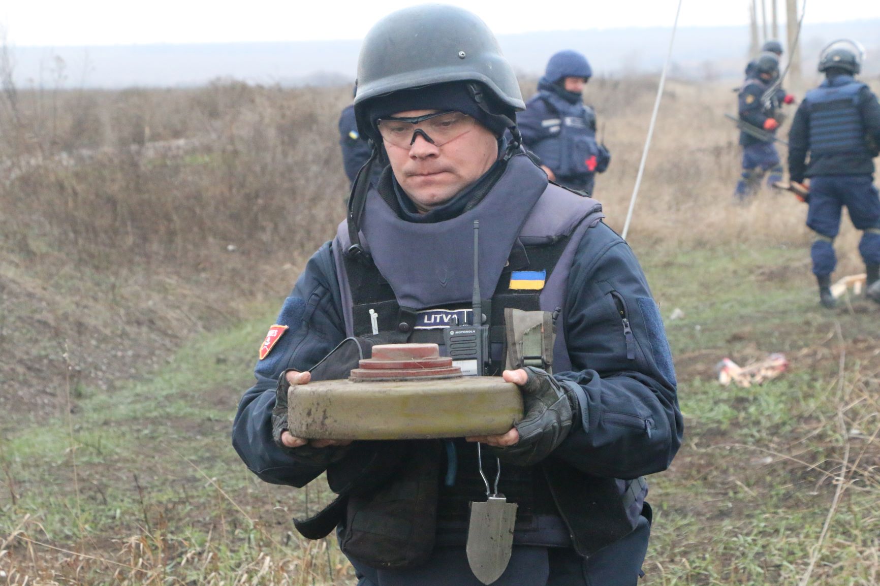 Зображення до:  Біля Петрівського на Донеччині почали розмінування