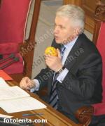 Article Литвин пообещал, что субботние решения парламента не будут отменены