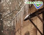 Article Сосульки с крыш харьковских домов каждый день снимают 38 бригад