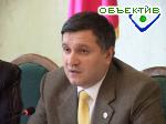Article Арсен Аваков обвиняет Кушнарева в серьезных злоупотреблениях властью