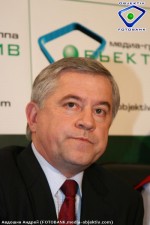 Article Критерии оценки работы губернаторов – привлечение инвестиций, повышение зарплат и социальных выплат