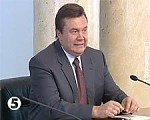 Article Янукович будет снижать цены на бензин путем интервенций на рынок