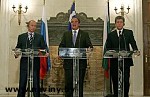 Article Россия новым соглашением о строительстве нефтепровода усиливает свое влияние на Европу