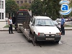 Зображення до:  С парковки возле Госпрома эвакуировали автомобиль  из-за визита Януковича (видео)