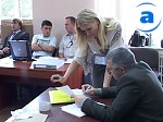 Зображення до:  Участкомы продолжают уточнять данные в протоколах и сдавать их окружным комиссиям (видео)