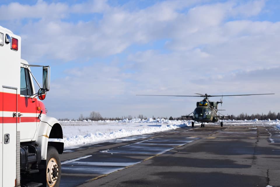 Зображення до:  До Харкова доставили поранених в бою на Луганщині: що відомо про їх стан