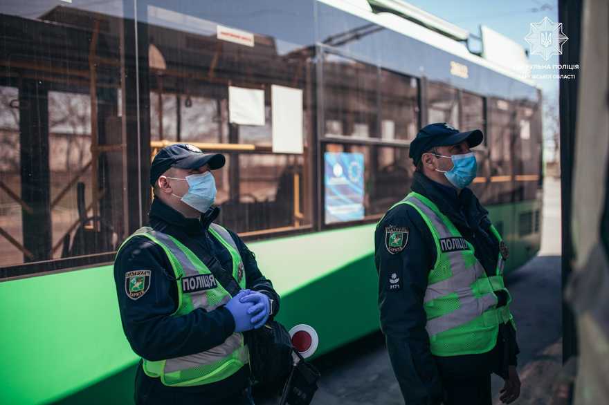 Зображення до:  Уряд пропонує продовжити карантин