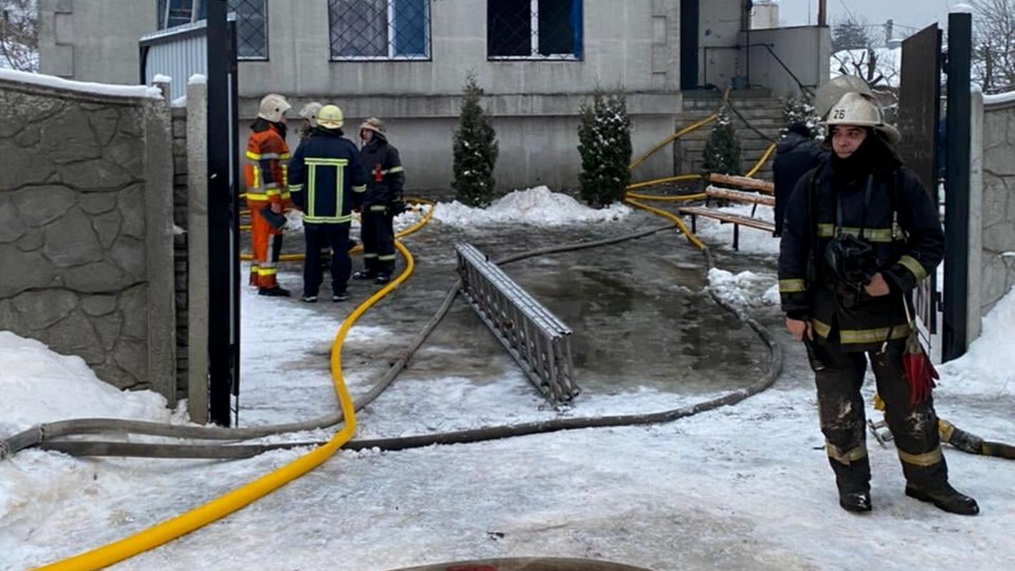 Зображення до:  Пожежа в будинку для літніх людей у Харкові: 15 загиблих