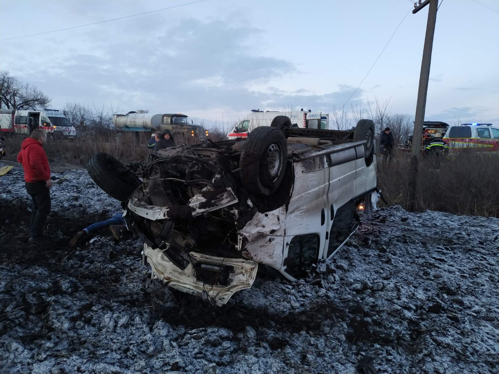 Зображення до:  ДТП з мікроавтобусом на Ізюмщині: двоє загиблих, семеро — в лікарні