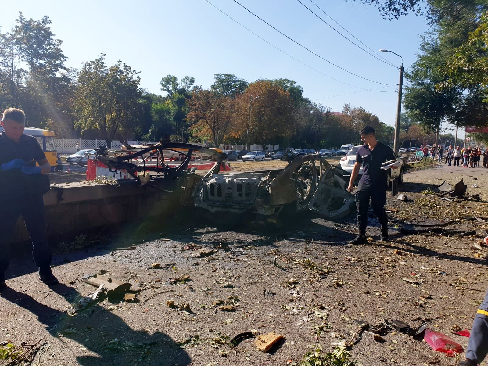 Зображення до:  Вибух у Дніпрі: загинули волонтер і працівниця ДСНС