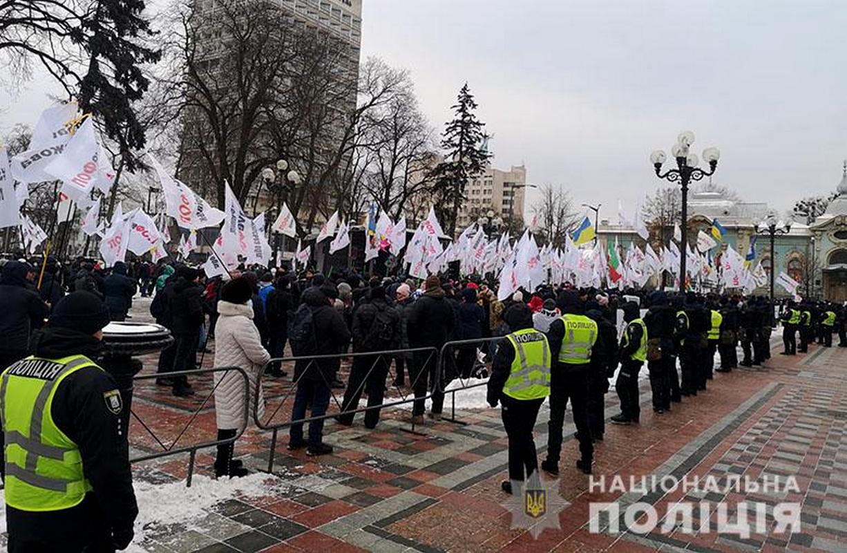 Зображення до:  Після мітингу ФОП у Києві понад 60 людей доправили до райвідділу — поліція