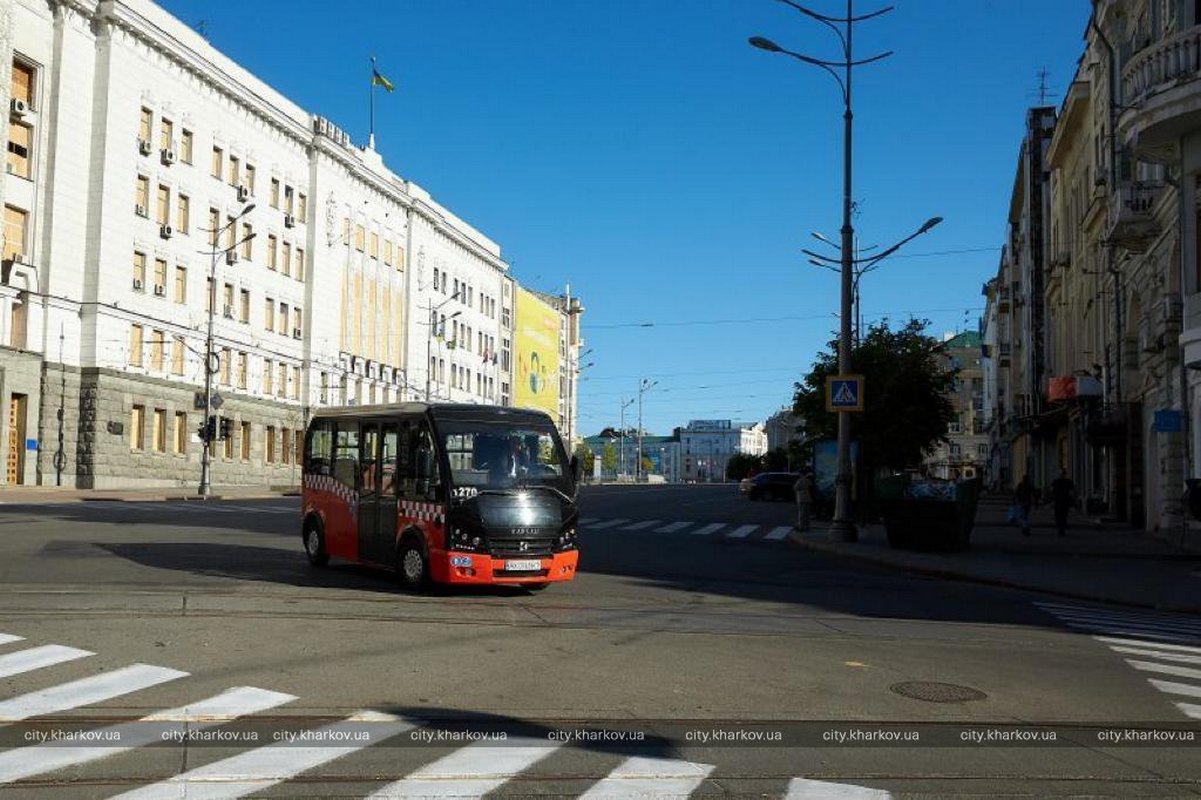 Зображення до:  У Харкові знову запустили автобуси та тролейбуси