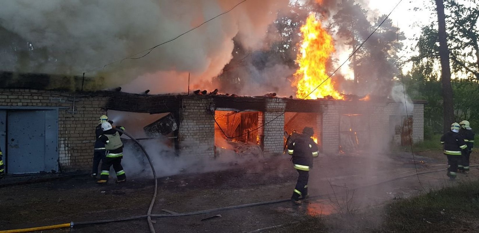 Зображення до:  Російські війська знову обстріляли Харків з «Градів» та «Ураганів»