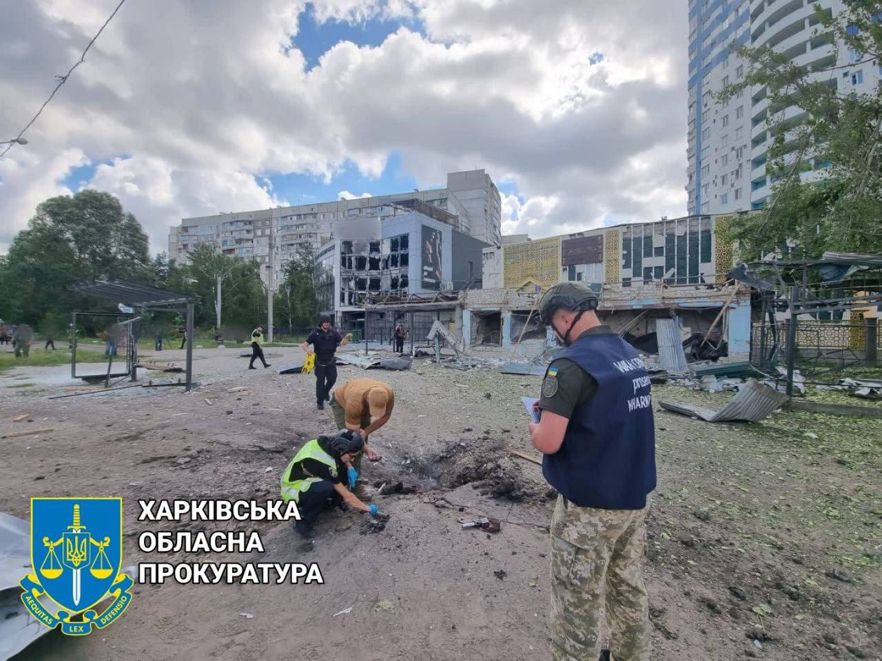 Зображення до:  Війська РФ обстріляли Салтівку: троє загиблих, серед них дитина