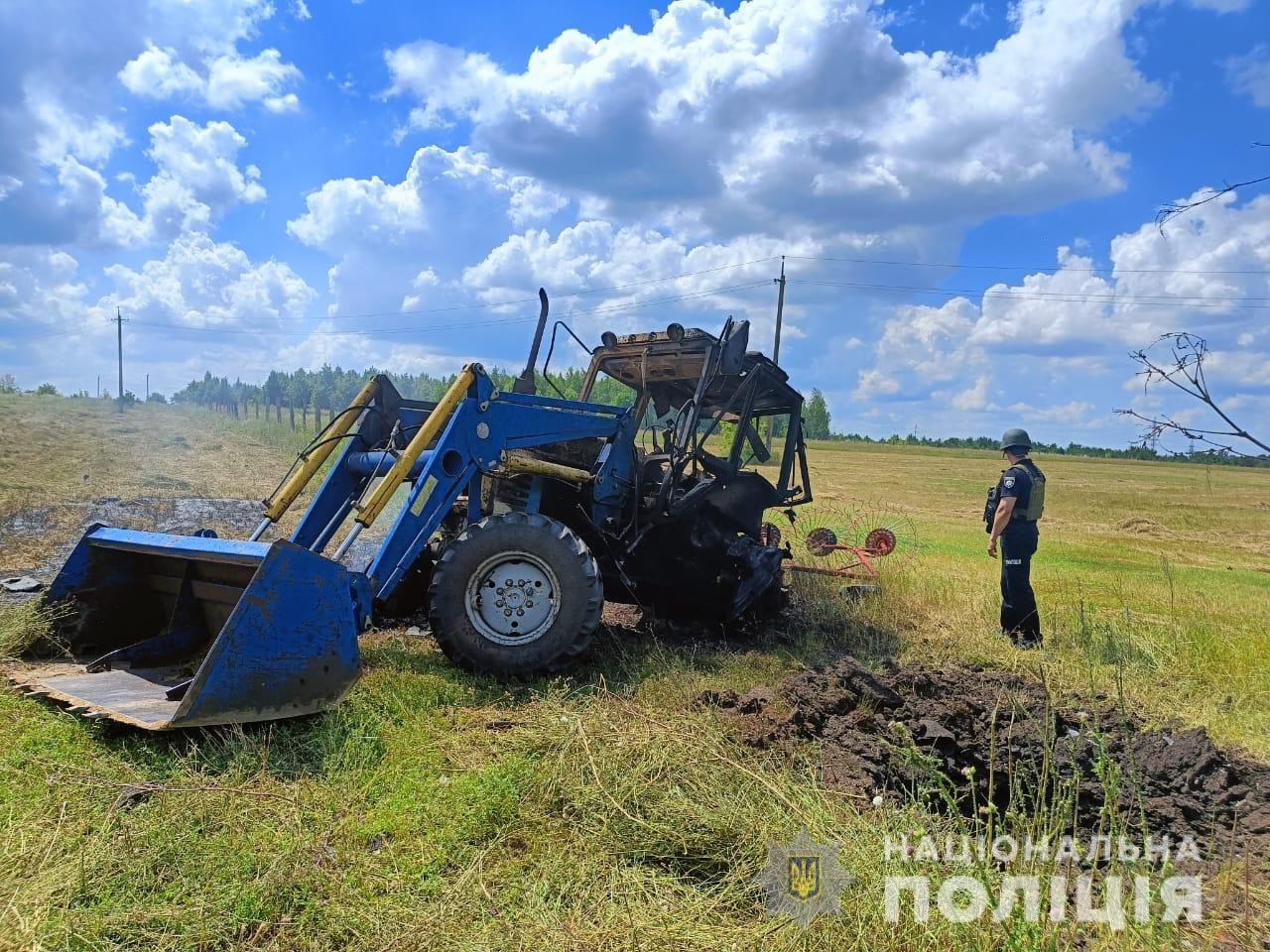 Зображення до:  У полі під Харковом підірвався тракторист