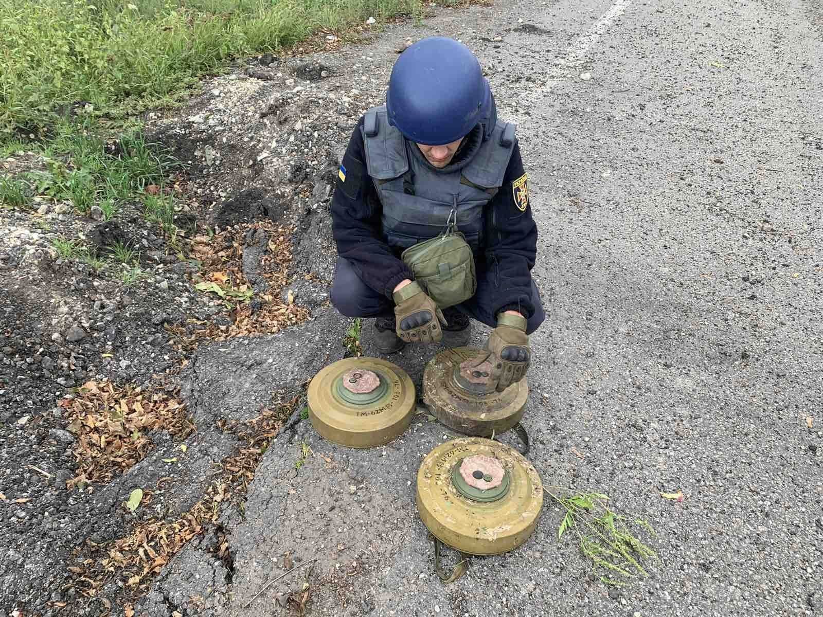 Зображення до:  На Чугуївщині на мінах підірвалися восьмеро людей, четверо загинули