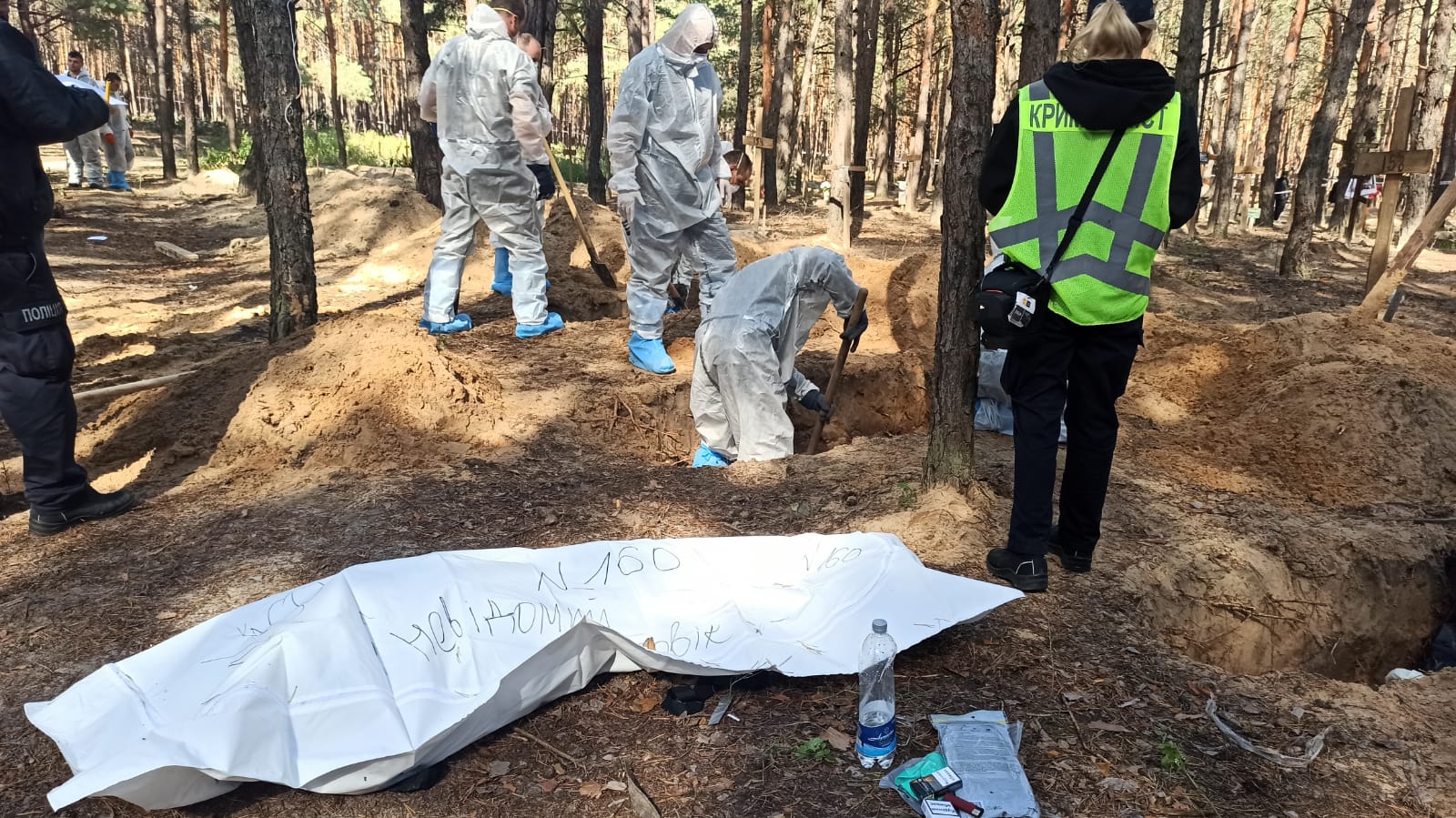 Зображення до:  На звільнених територіях Харківщини знайшли 534 тіла мирних жителів