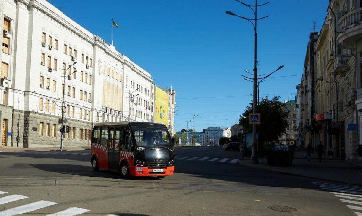 Зображення до:  Відключення світла: у Харкові запускатимуть тимчасові автобусні маршрути