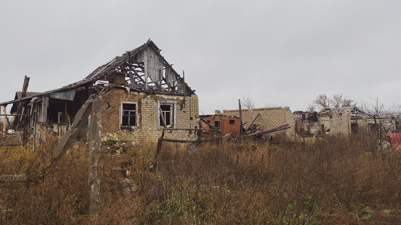 Зображення до:  Окупанти 23 квітня били по трьох районах Харківщини, поранених немає — зведення за добу