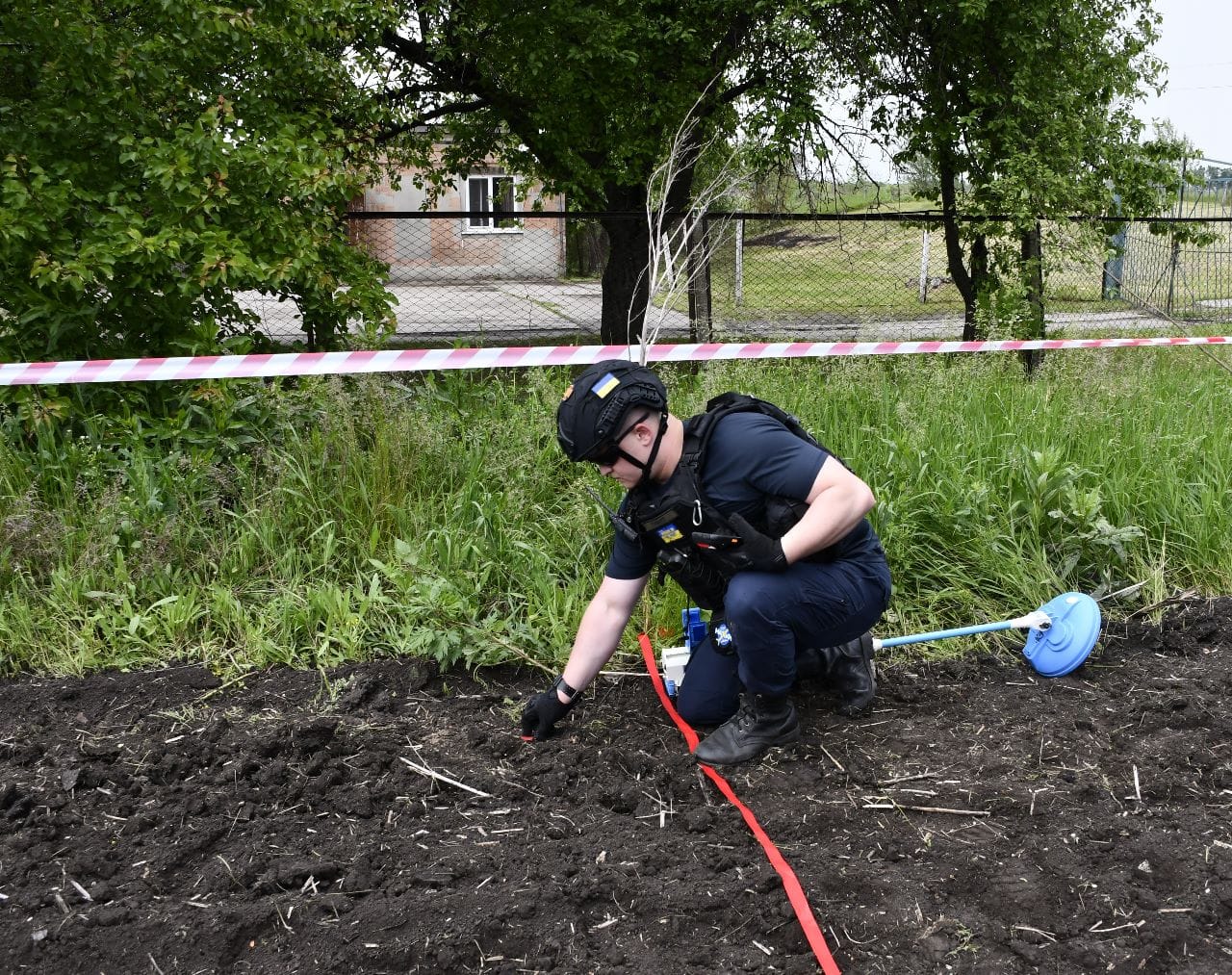 Зображення до:  Мінна небезпека на Харківщині: від початку деокупації підірвалися 14 дітей