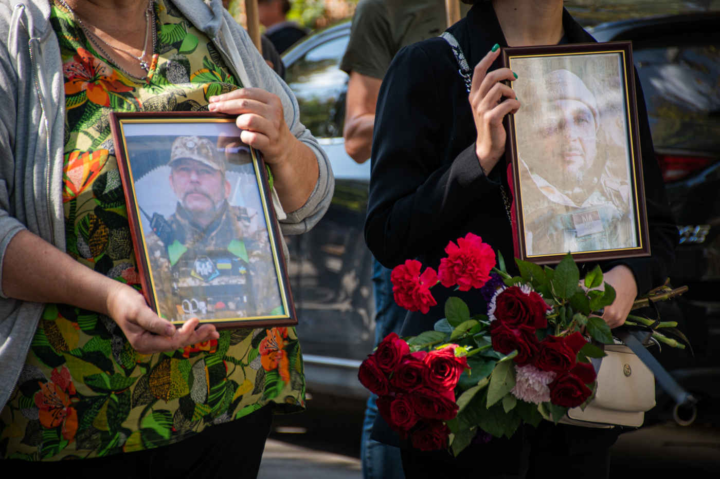 Зображення до:  У Харкові попрощалися з волонтерами, загиблими від російського удару по Куп’янську: фото, відео